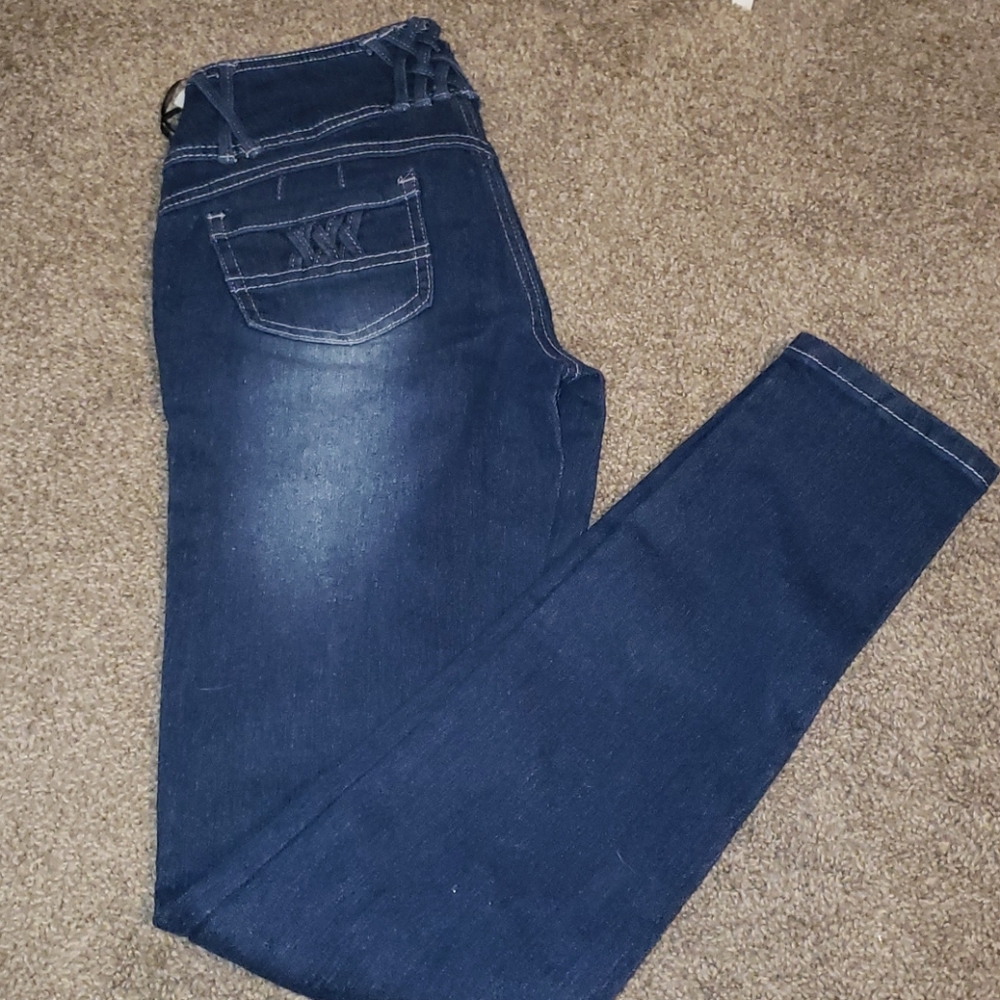 Saza distressed jeans